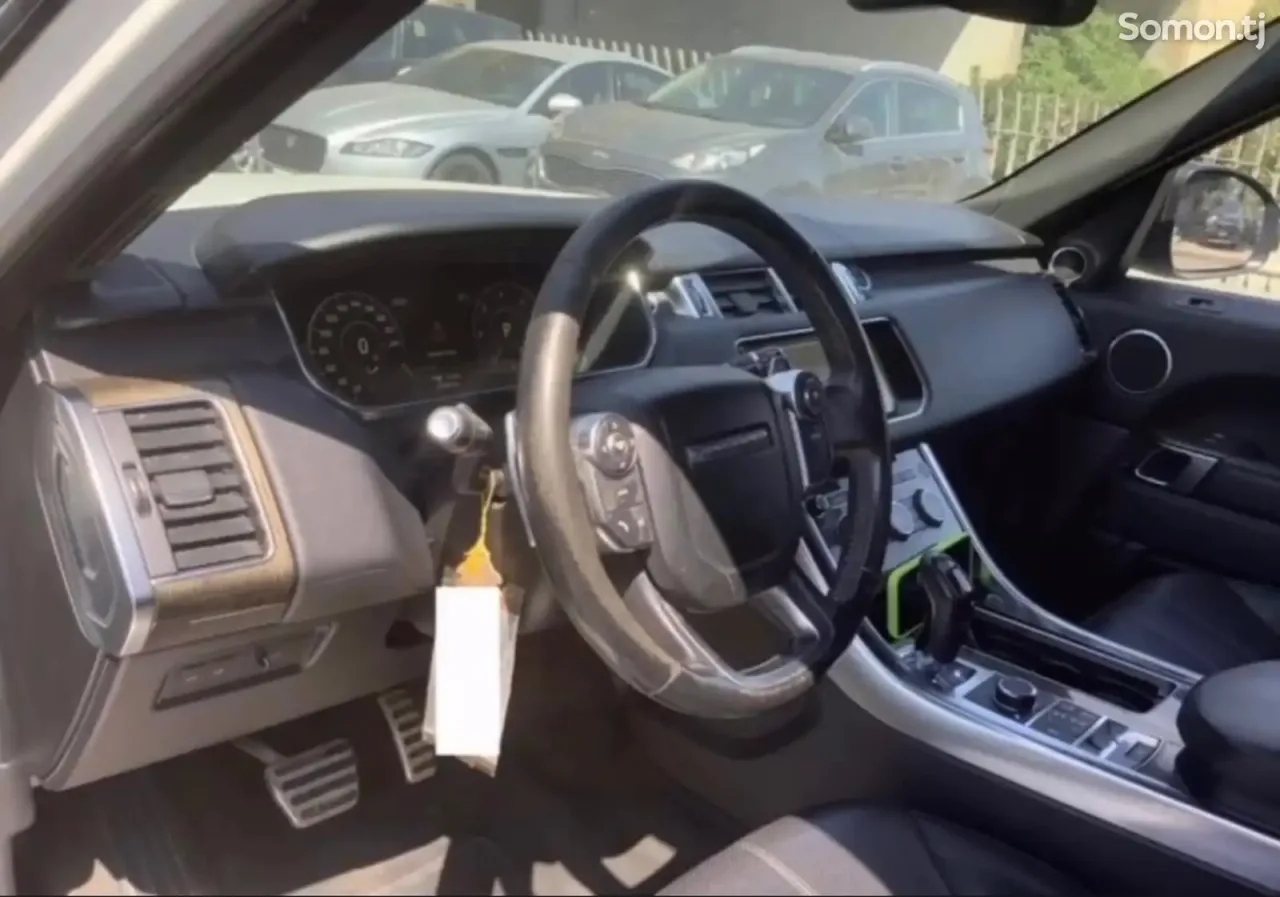 Land Rover Range Rover Sport 2018 · 3.0 AT