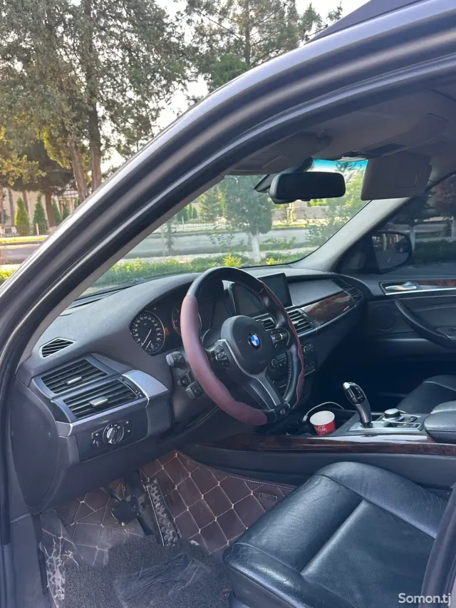 BMW X5 2011 · 3.0 AT