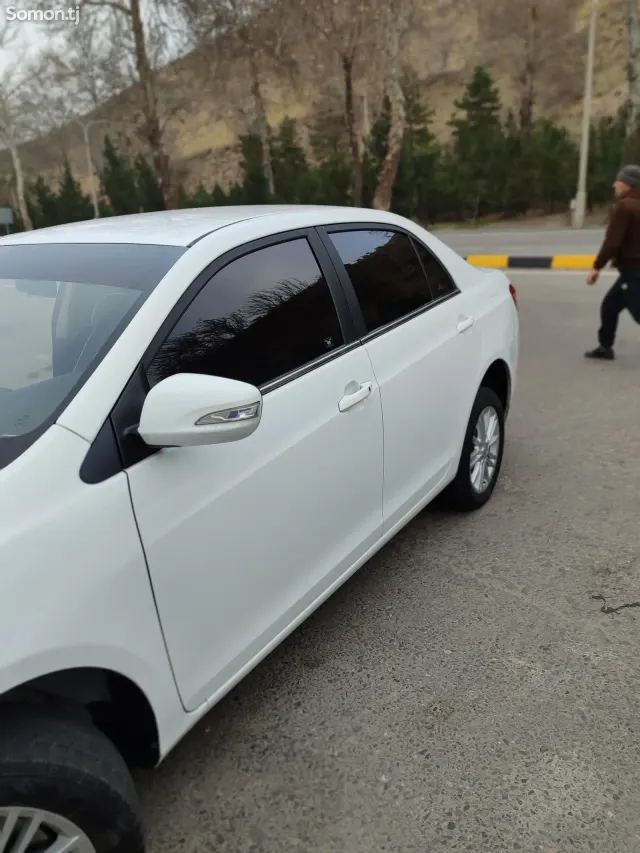 BYD E5 2019 · AT