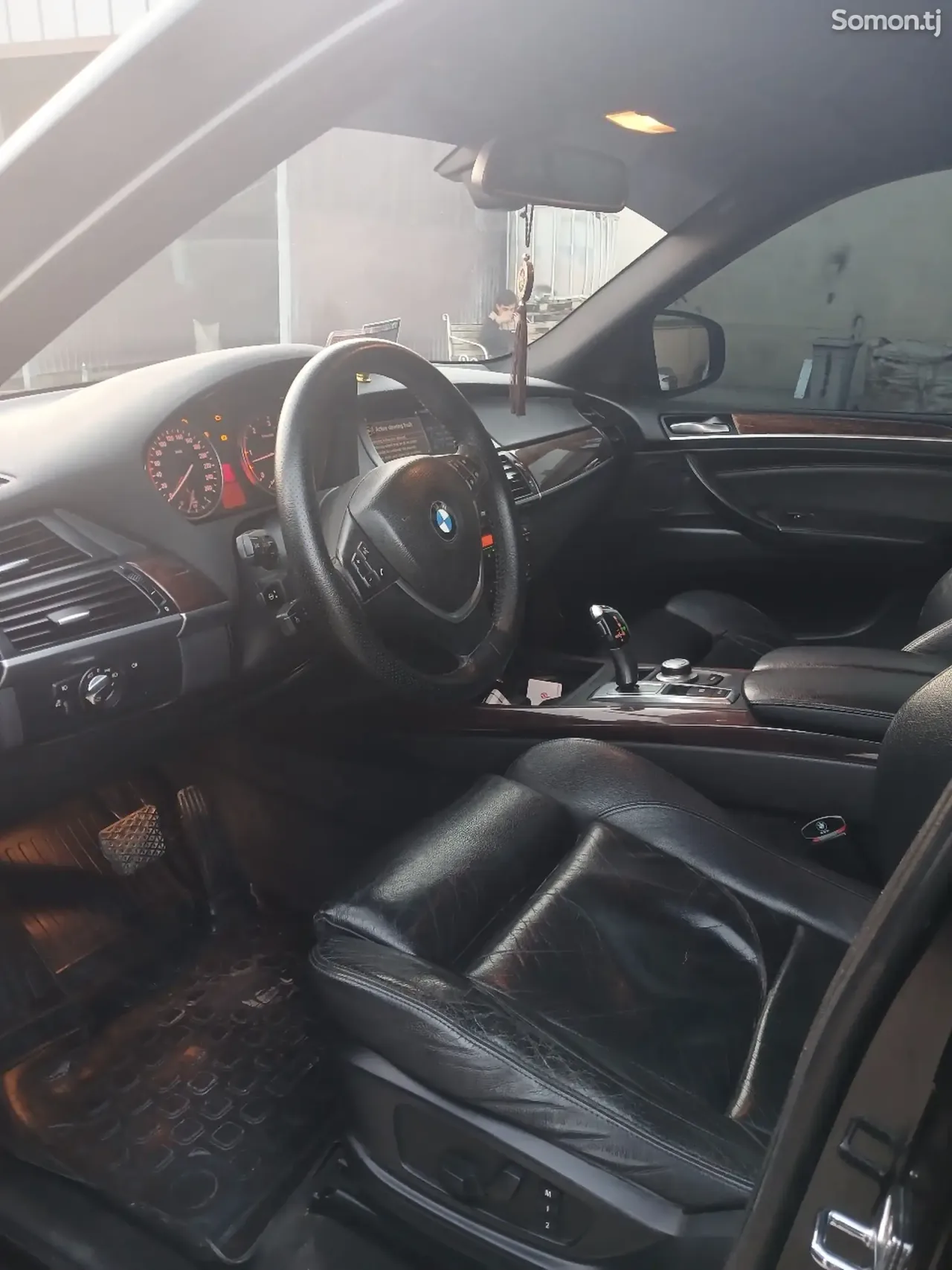 BMW X5 M 2010 · 3.0 AT