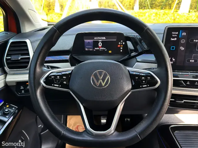 Volkswagen ID.6 2021 · AT