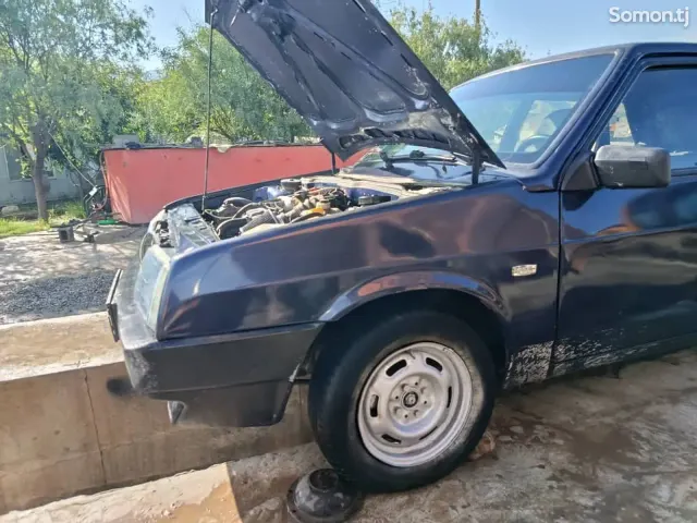 Lada (ВАЗ) 21099 2003 · 1.6 MT