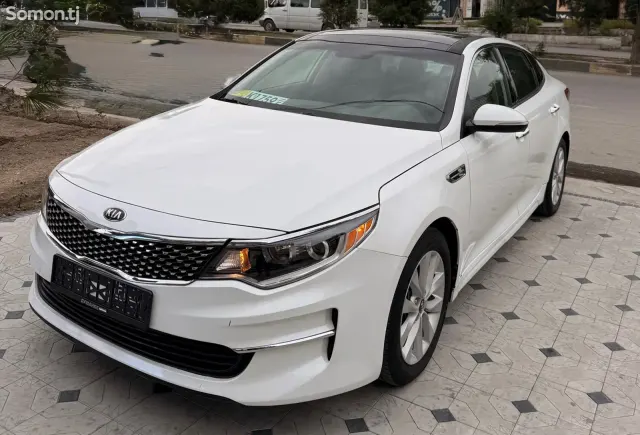 Kia Optima 2015 · AT