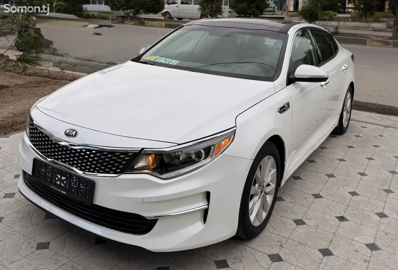 Kia Optima 2015 · AT