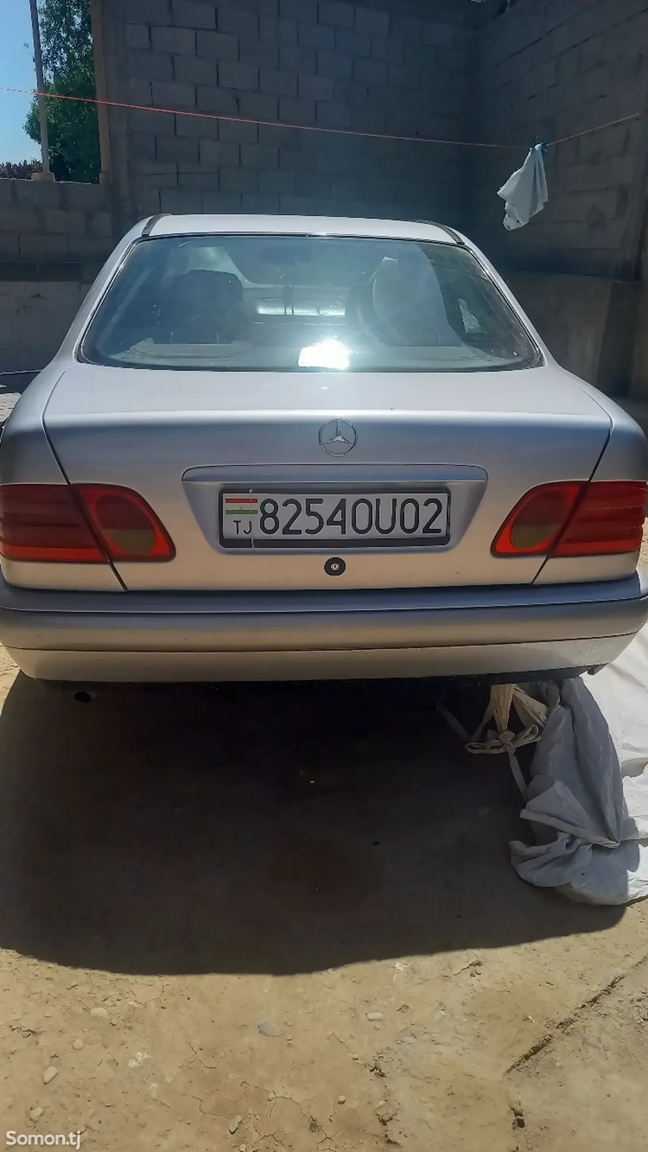 Mercedes-Benz E class 1997 · 2.0 AT