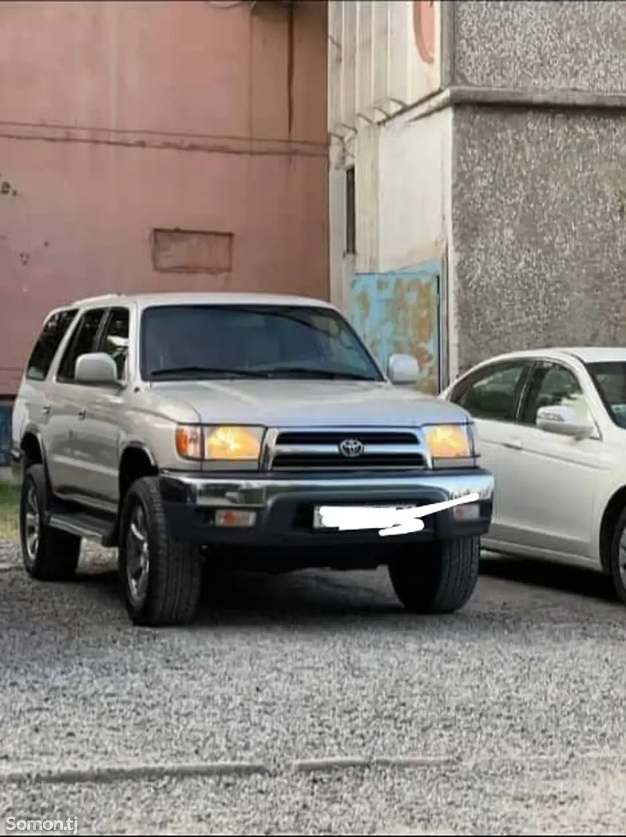Toyota 4Runner 2000 · 3.4 AT