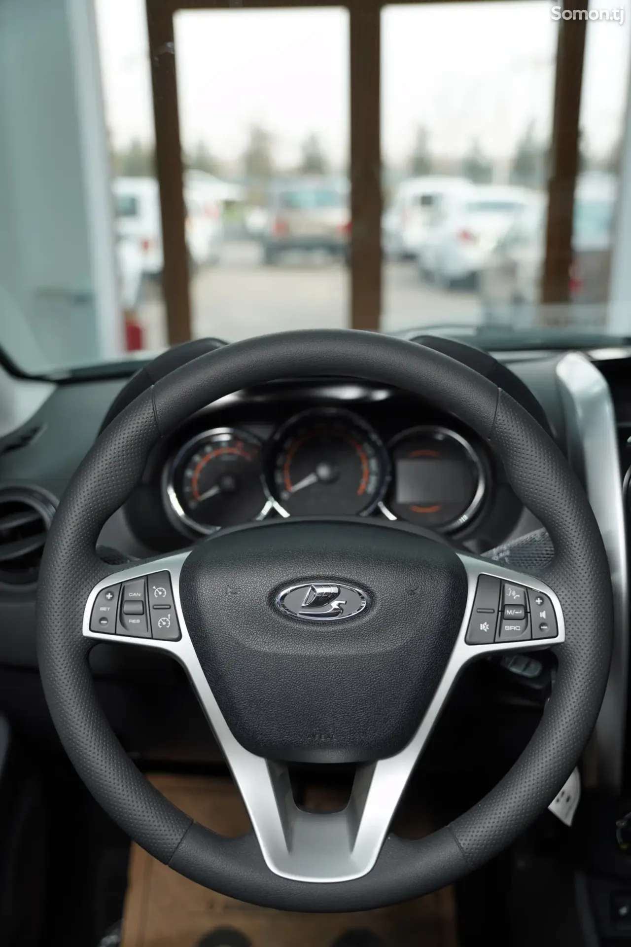 Lada (ВАЗ) Largus 2025 · 1.6 MT
