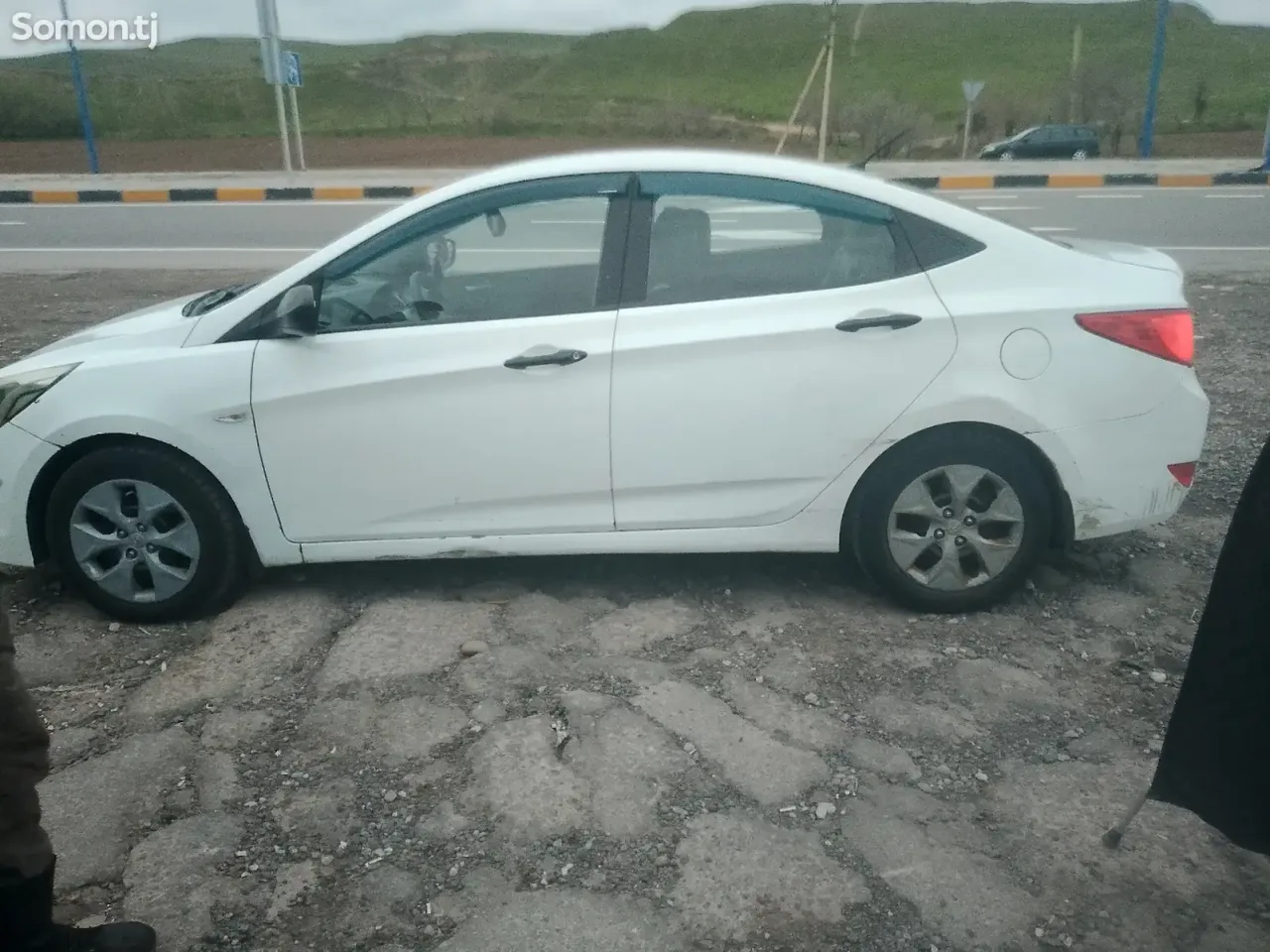 Hyundai Solaris 2017 · 1.4 MT