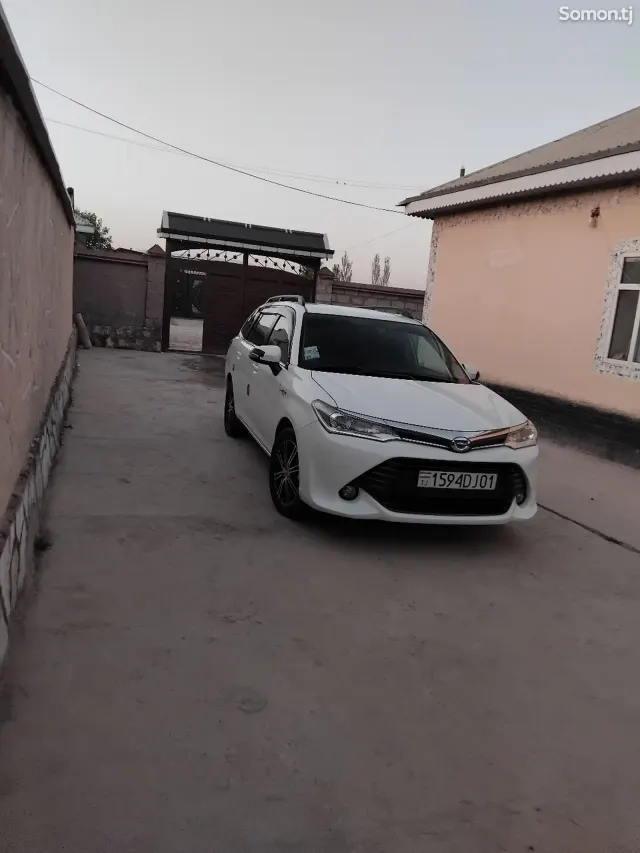 Toyota Fielder 2017 · 1.5 AT