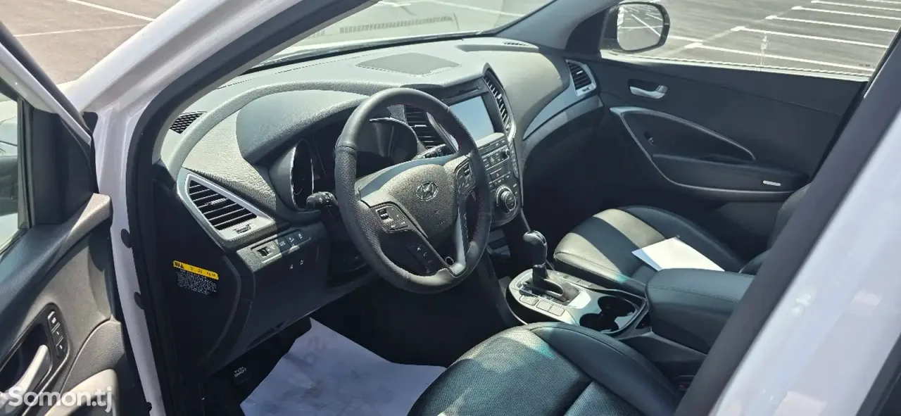 Hyundai Santa Fe 2016 · 2.0 AT