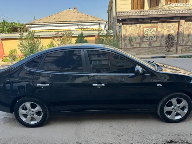 Hyundai Avante 2008 · 1.6 AT