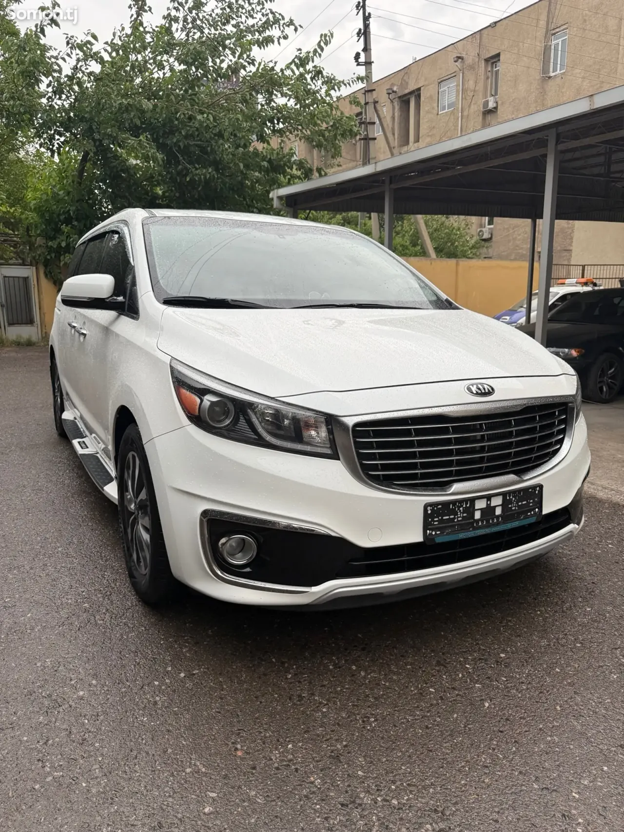 Kia Carnival 2014 · 2.2 AT