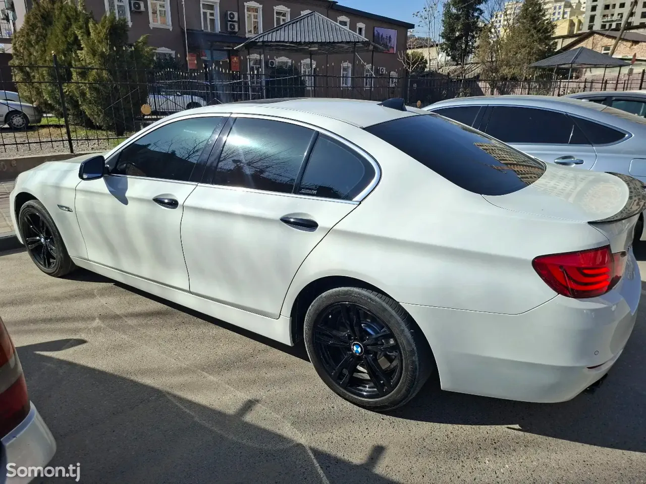 BMW 5 series 2013 · 2.0 AT