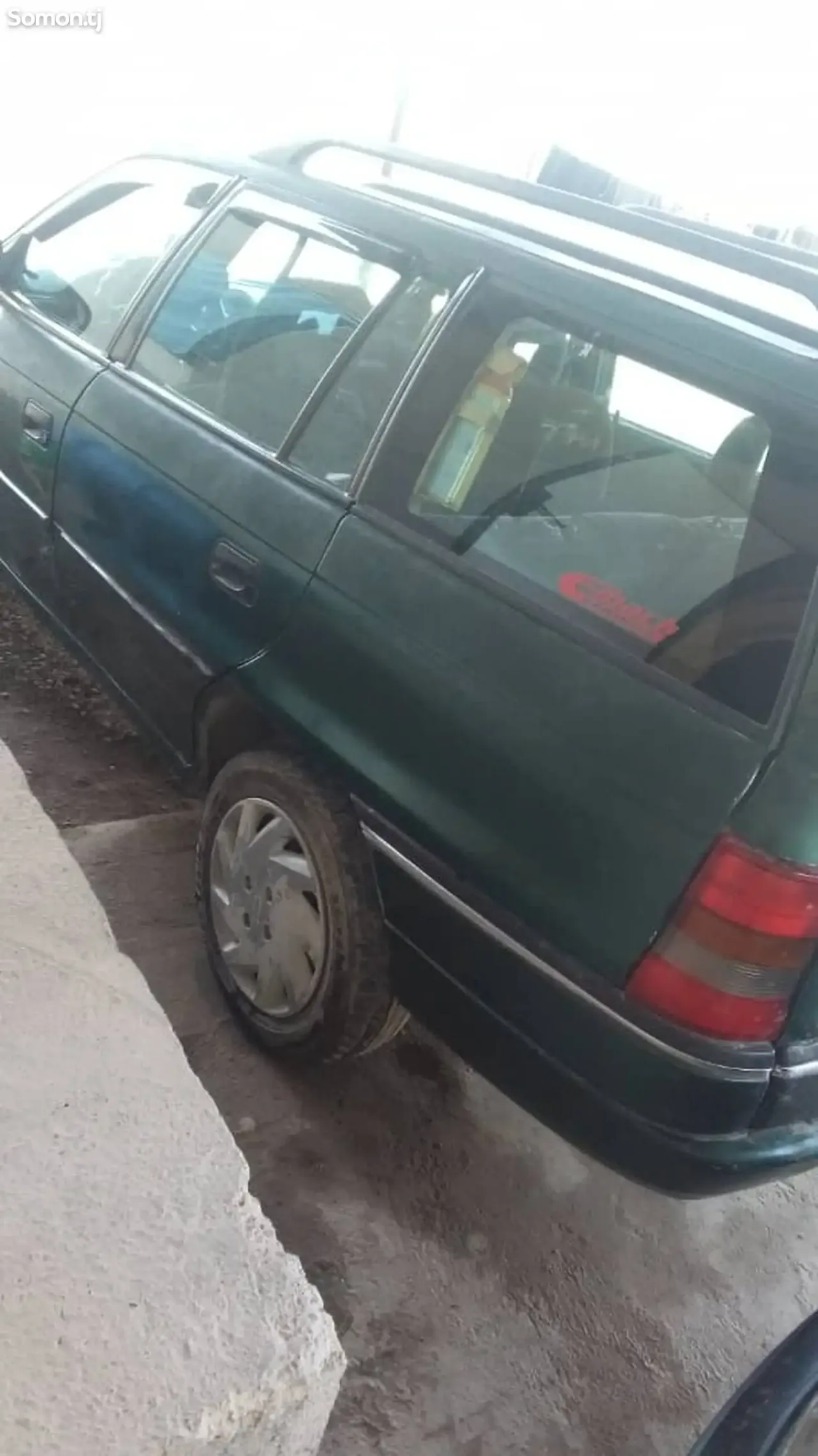 Opel Astra F 1996 · 1.6 MT