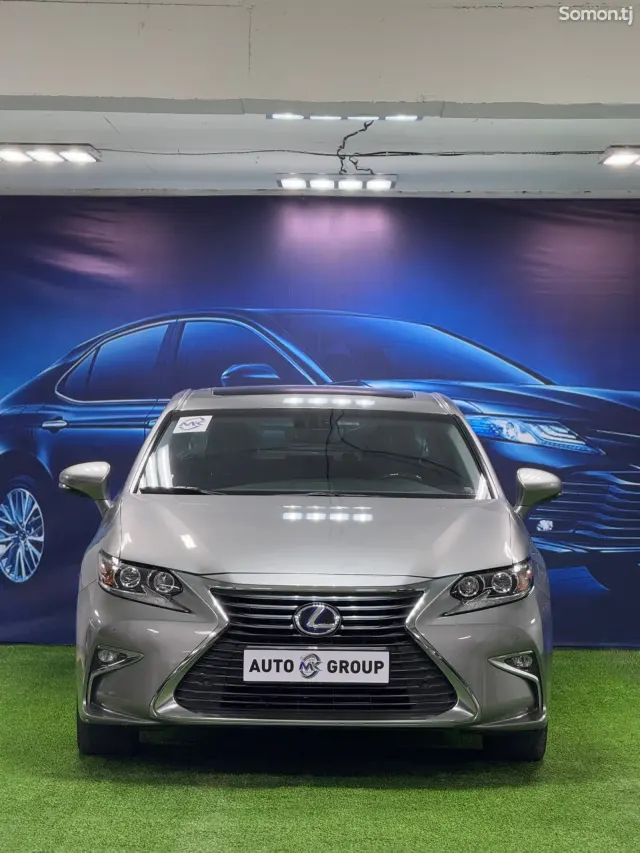 Lexus ES series 2016 · 2.5 AT