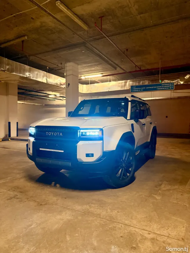 Toyota Land Cruiser Prado 2026 · 2.4 AT