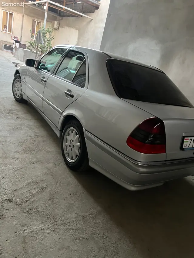 Mercedes-Benz C class 1998 · 1.8 AT