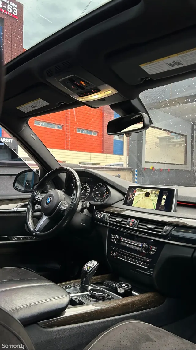 BMW X5 M 2017 · 4.4 AT