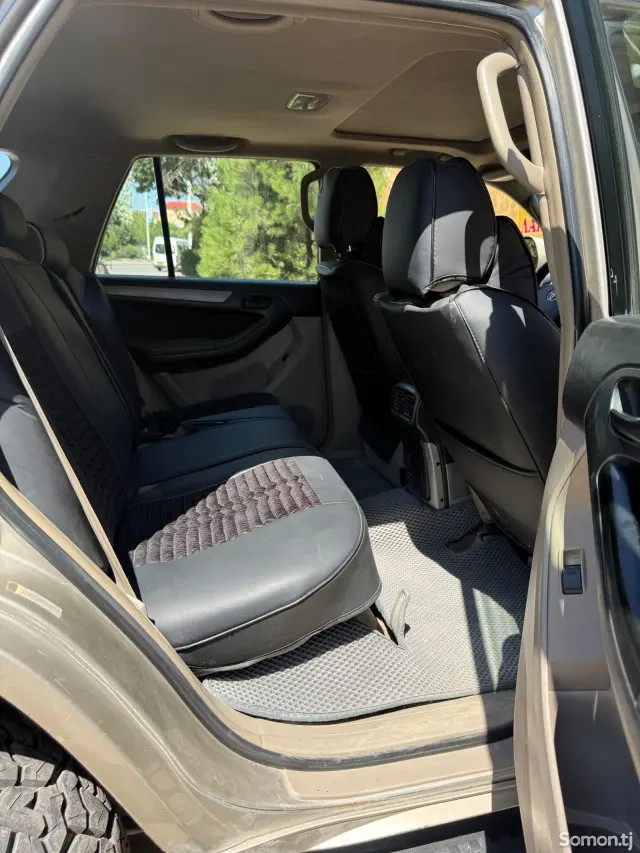 Toyota 4Runner 2005 · 4.0 AT