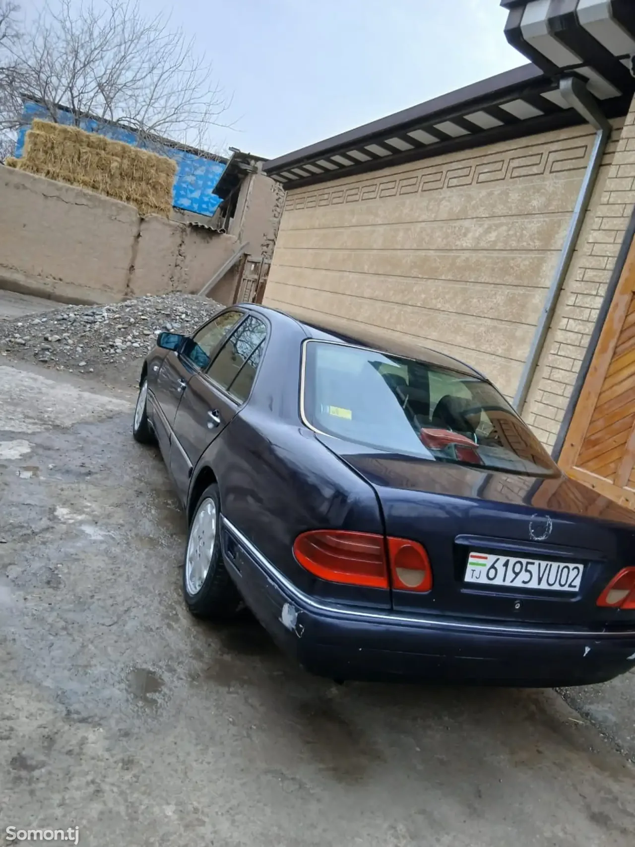Mercedes-Benz E class 1998 · 2.2 MT