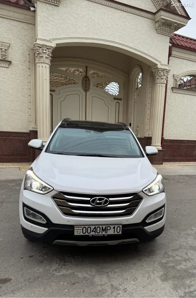 Hyundai Santa Fe 2015 · 2.2 AT