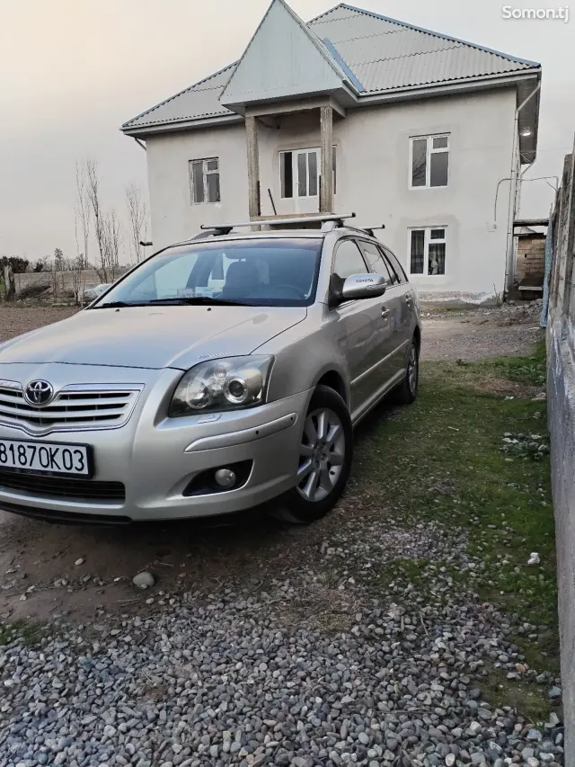 Toyota Avensis 2008 · 2.0 MT