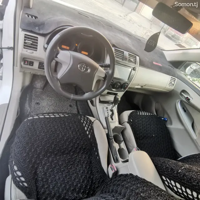 Toyota Corolla 2010 · 1.8 AT