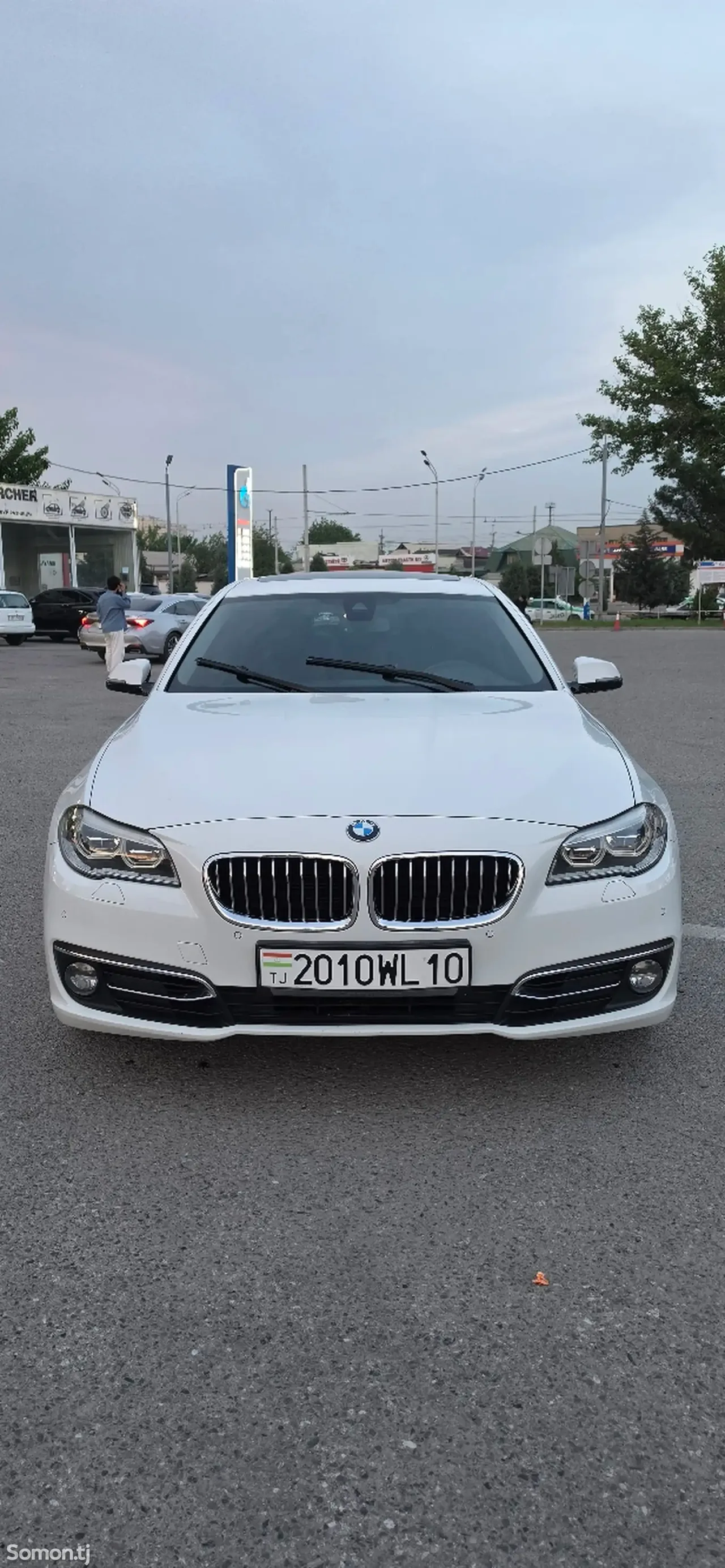 BMW 5 series 2015 · 2.0 AT
