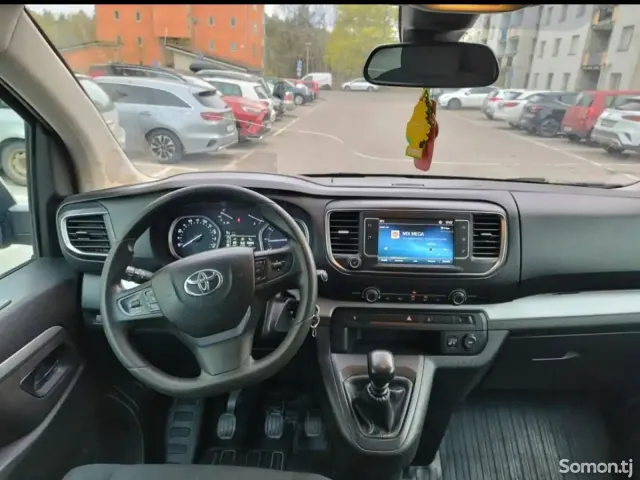 Toyota ProAce 2017 · 1.6 MT