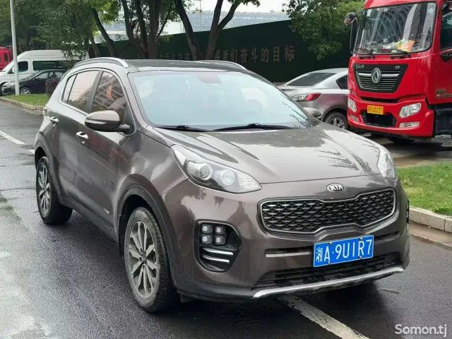 Kia K5 2016 · 1.6 AT