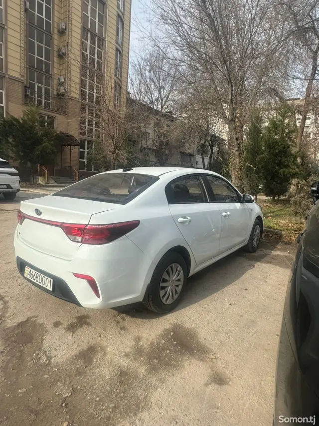 Kia Rio 2019 · 1.4 MT