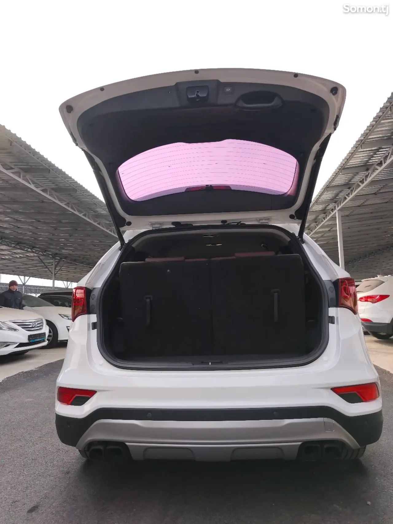 Hyundai Santa Fe 2016 · 2.0 AT
