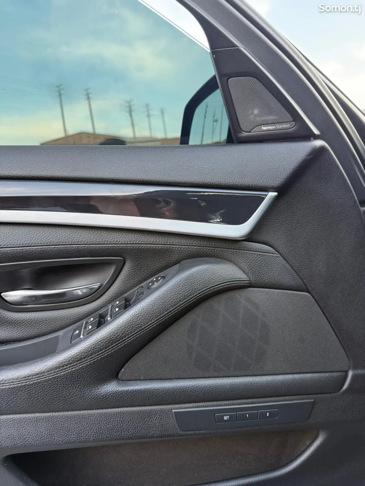 BMW 5 series 2015 · 3.0 AT