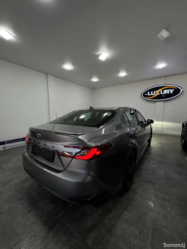 Toyota Camry 2025 · 2.5 AT