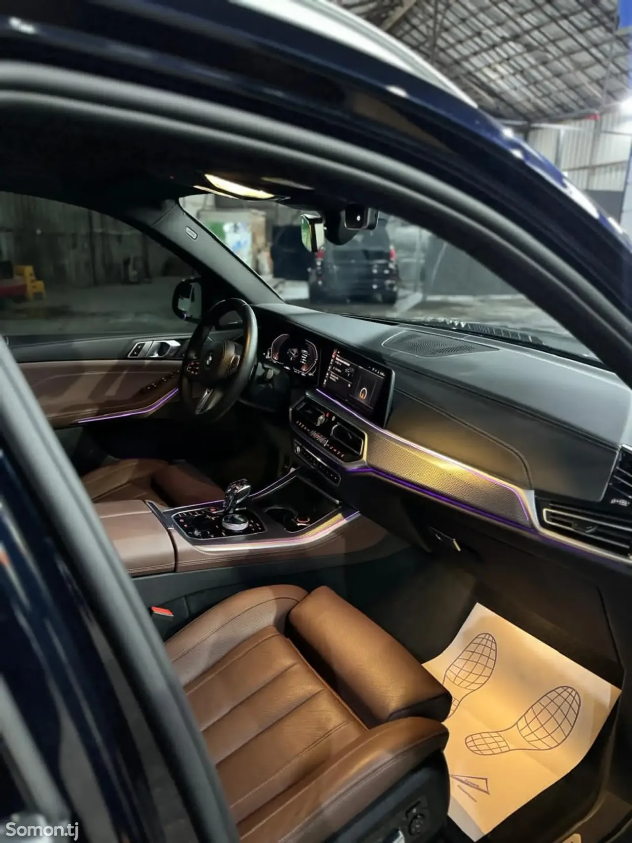 BMW X5 M 2021 · 4.0 AT