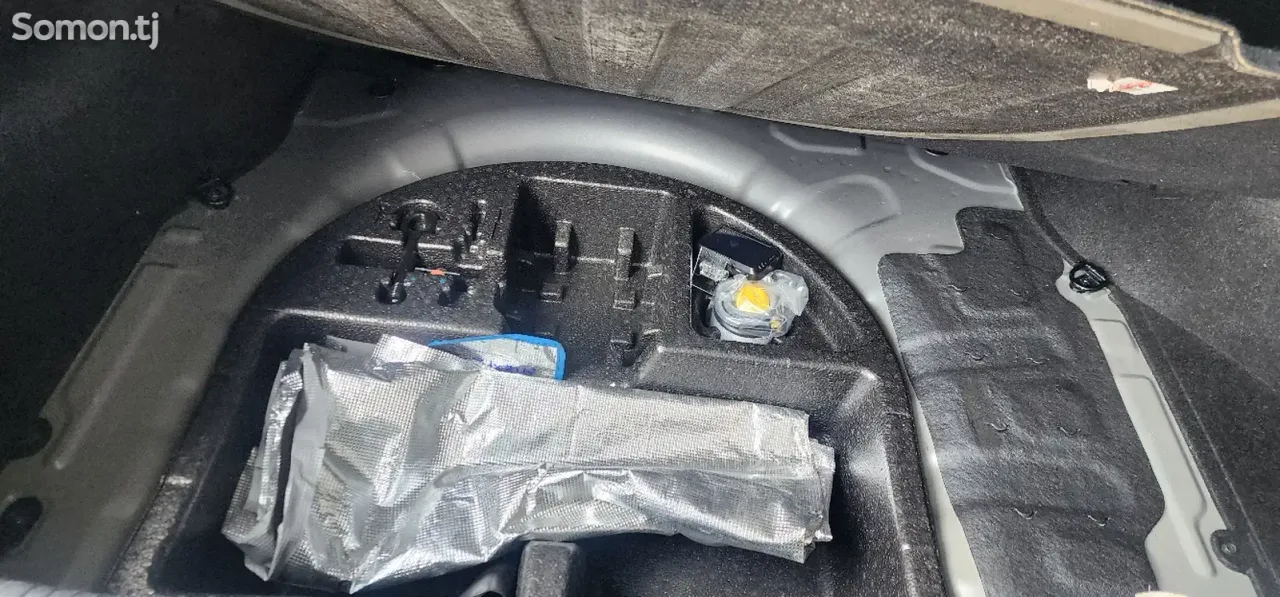 Hyundai Avante 2015 · 1.6 AT