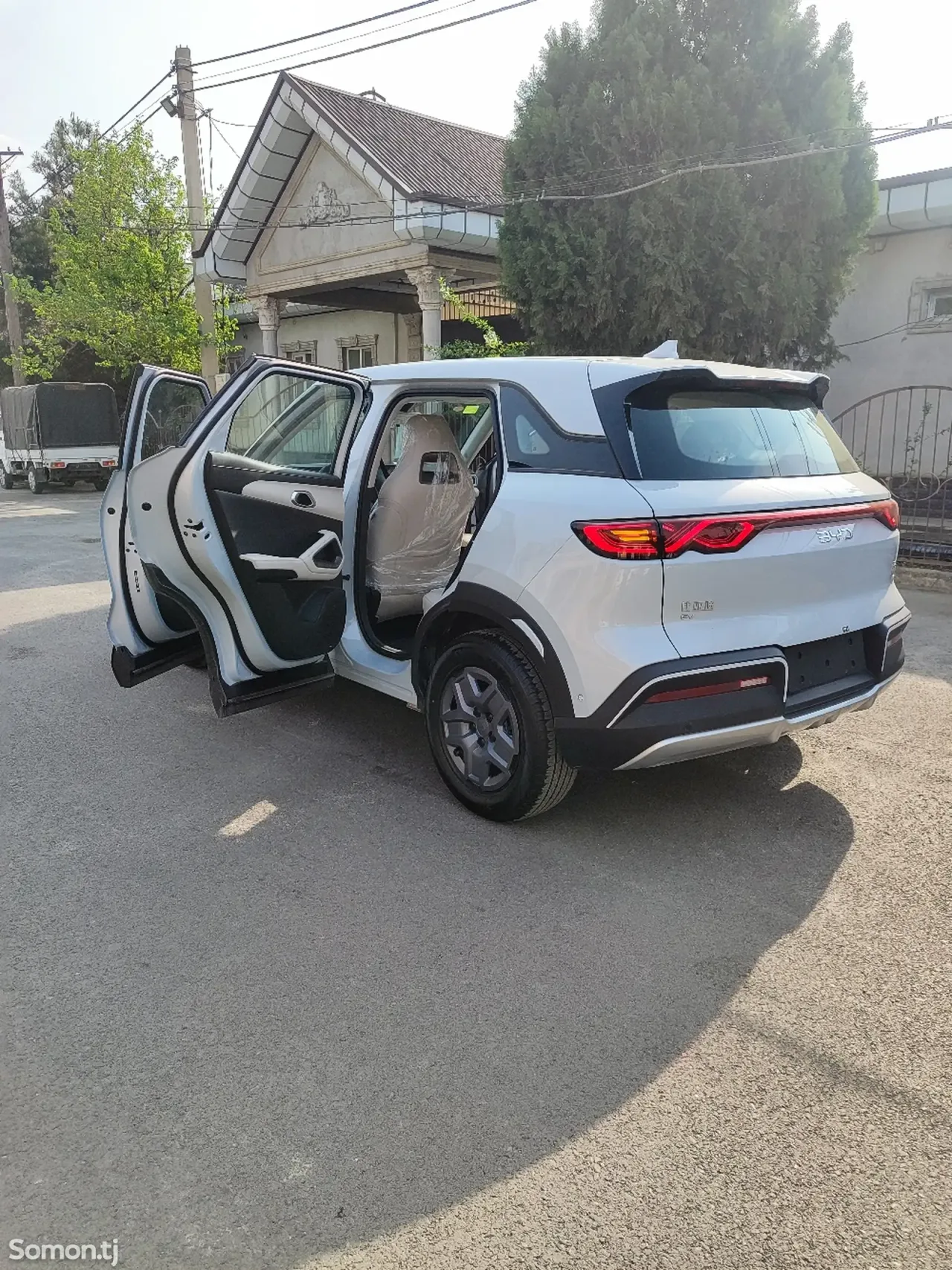 BYD Yuan Up 2025 · AT