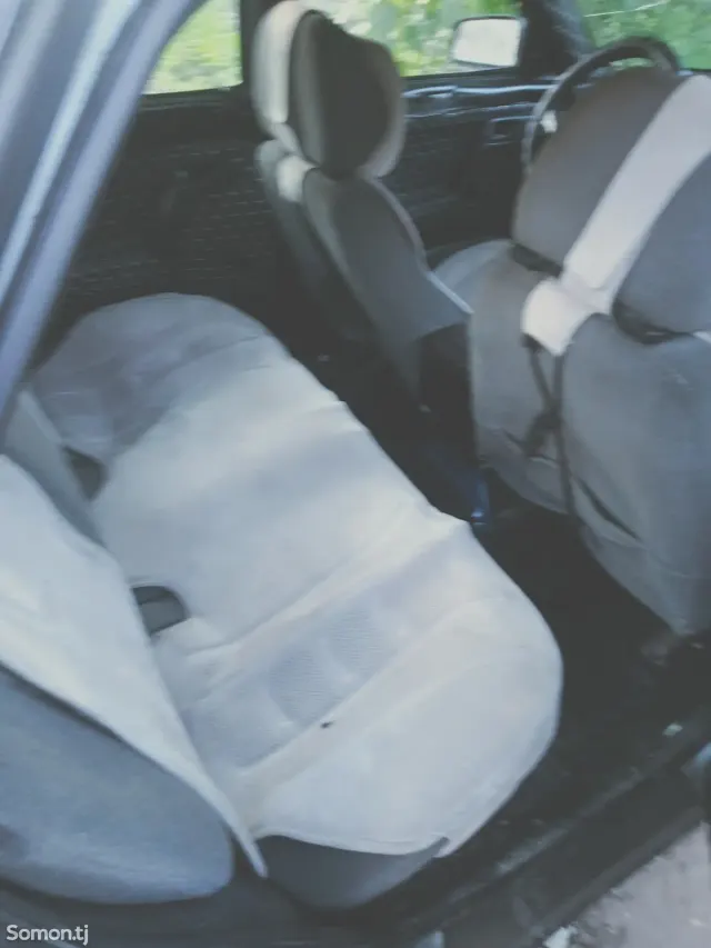 Lada (ВАЗ) 2112 2005 · 0.5 MT