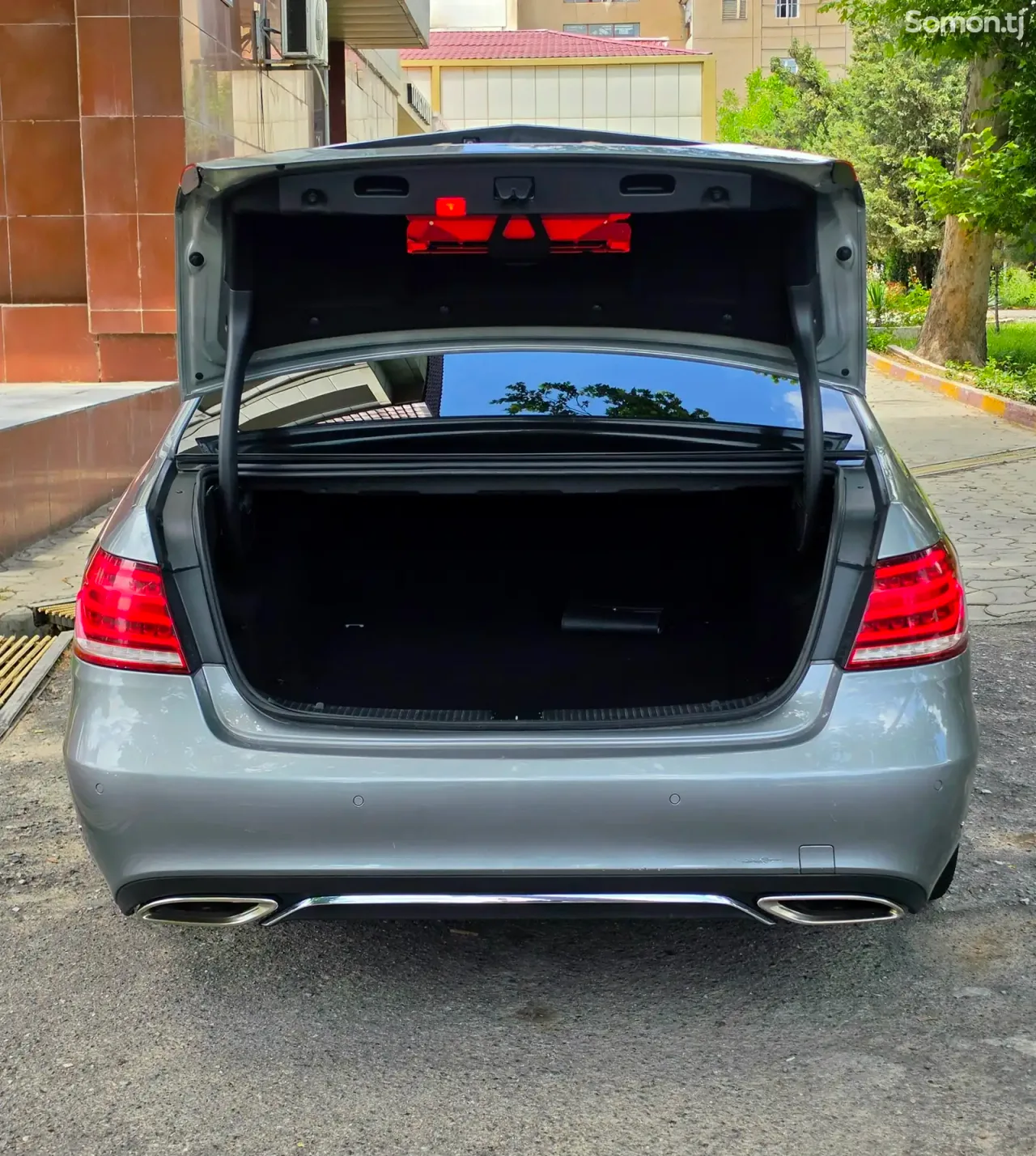 Mercedes-Benz E class 2014 · 3.0 AT