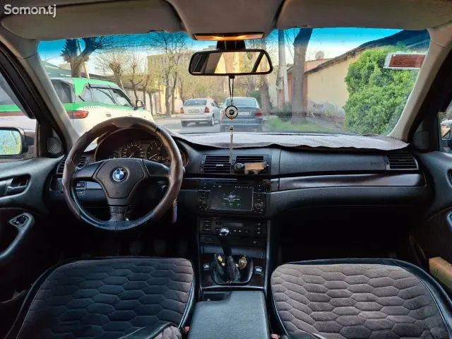 BMW 3 series 1998 · 1.8 MT