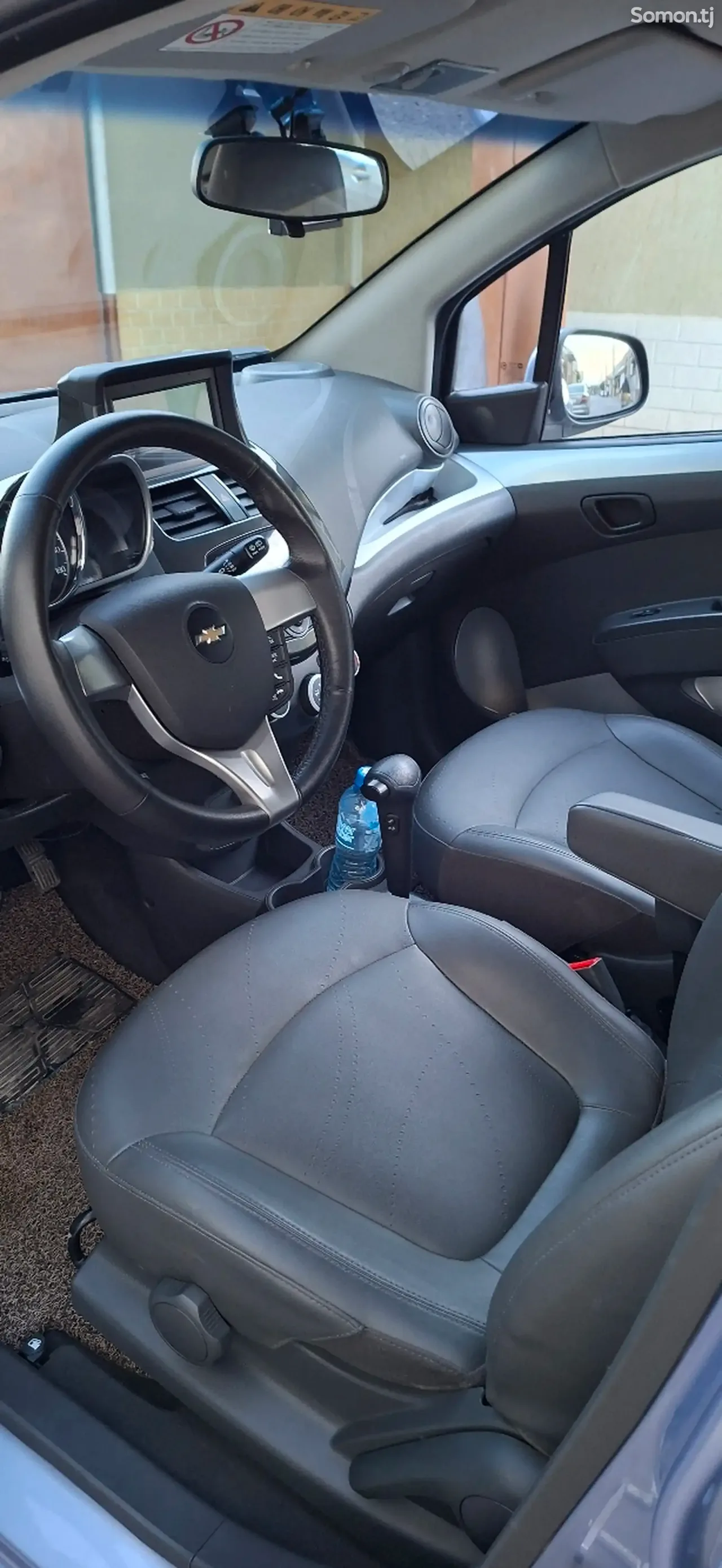 Chevrolet Spark 2014 · 1.1 AT