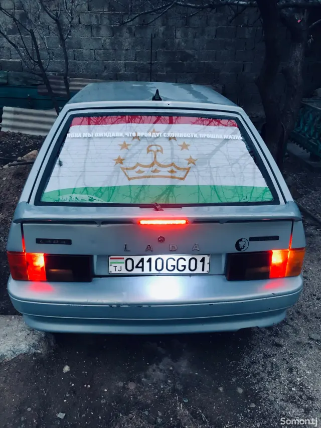 Lada (ВАЗ) 2114 2005 · 1.6 MT