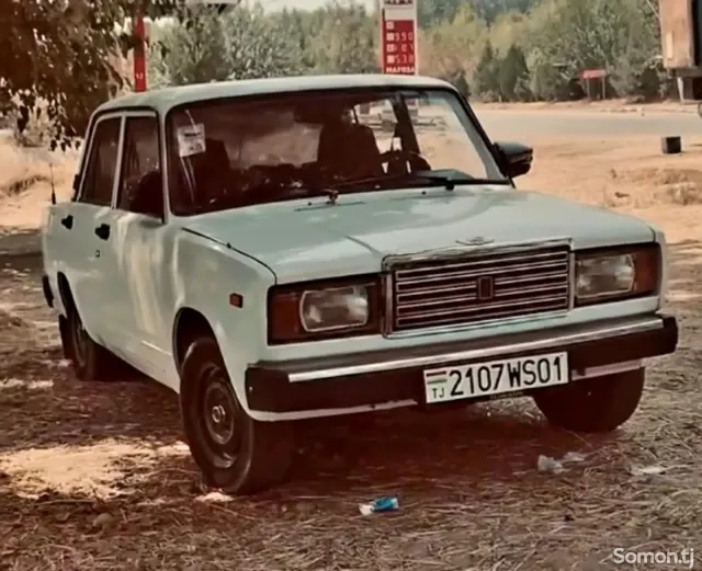 Lada (ВАЗ) 2107 2007 · 1.6 MT