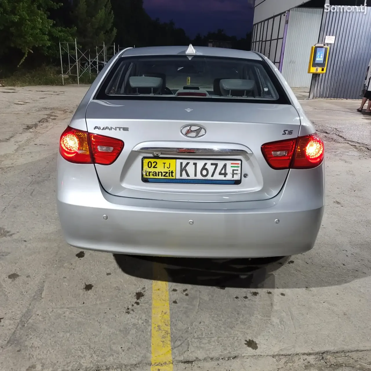 Hyundai Avante 2009 · 1.6 AT