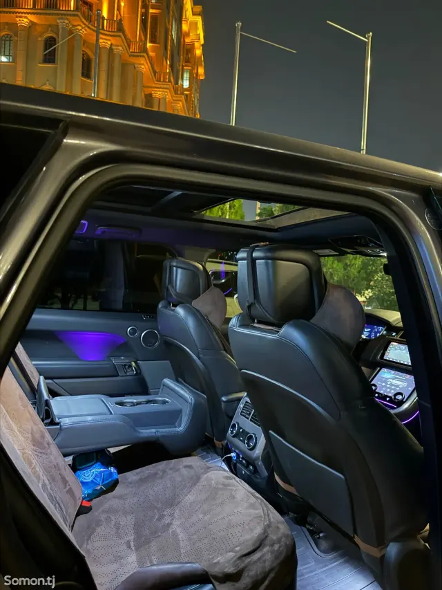 Land Rover Range Rover Sport 2018 · 3.0 AT