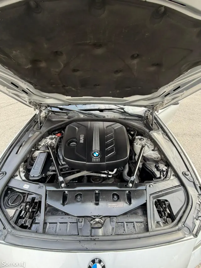 BMW 5 series 2011 · 2.0 AT