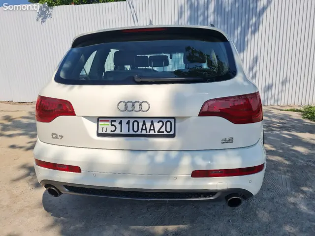Audi Q7 2009 · 3.0 AT