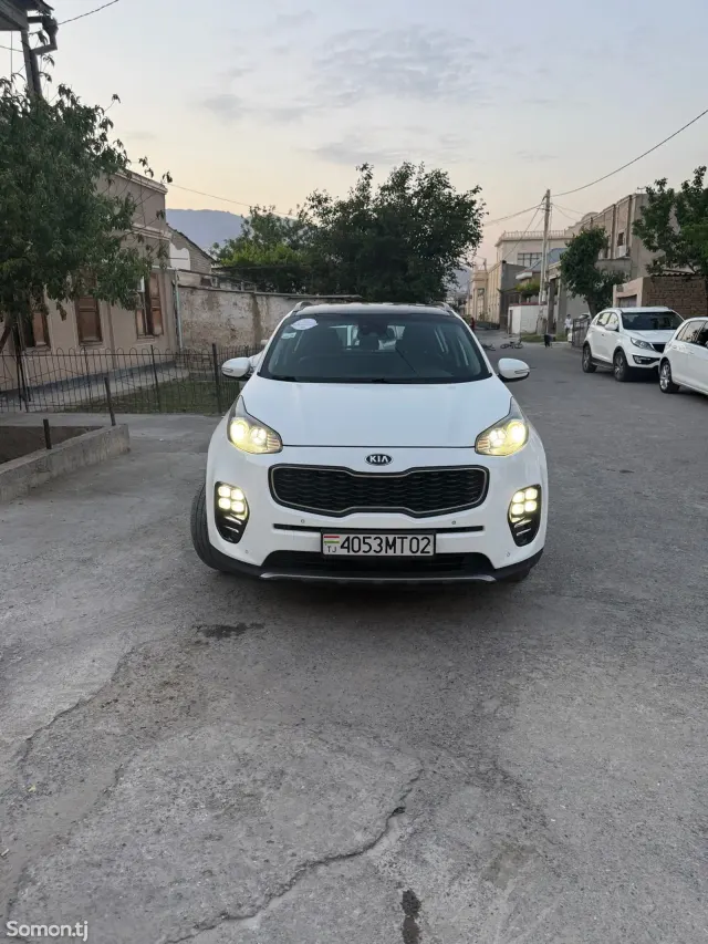 Kia Sportage 2016 · 2.0 AT