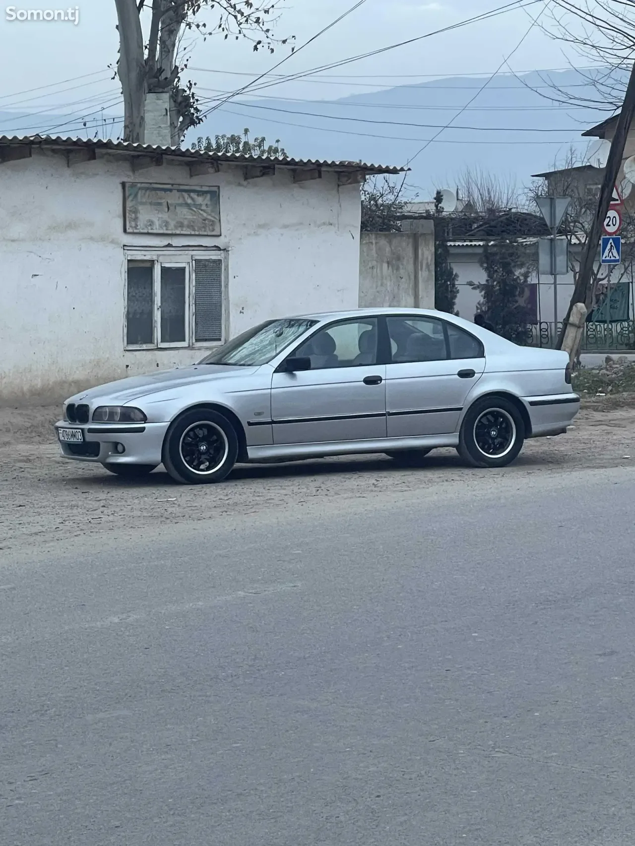 BMW 5 series 1996 · 2.0 MT