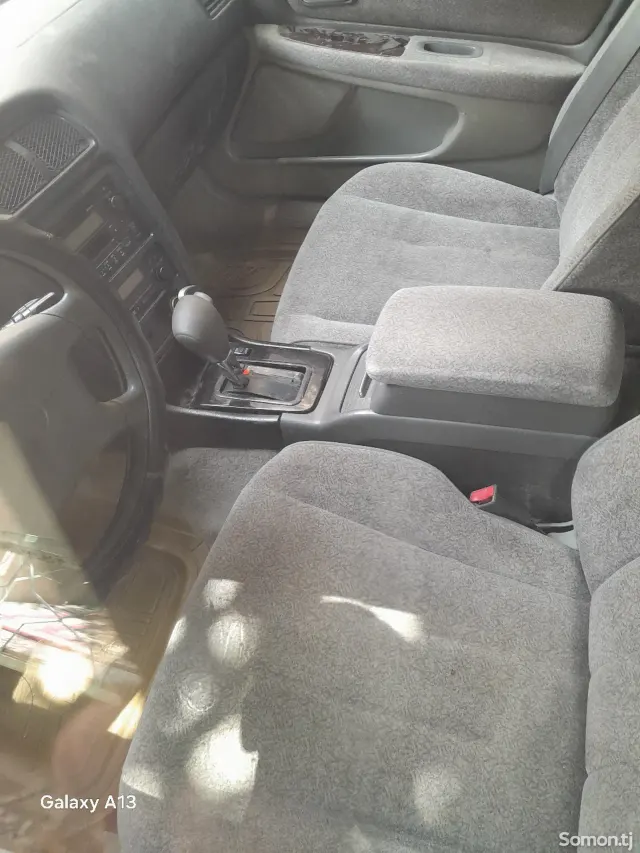 Toyota Mark II 1996 · 2.5 AT